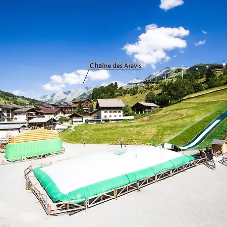 Studio 71 - Vue Montagne, Centre Village & Pied Des Pistes - Aravistour Apartment